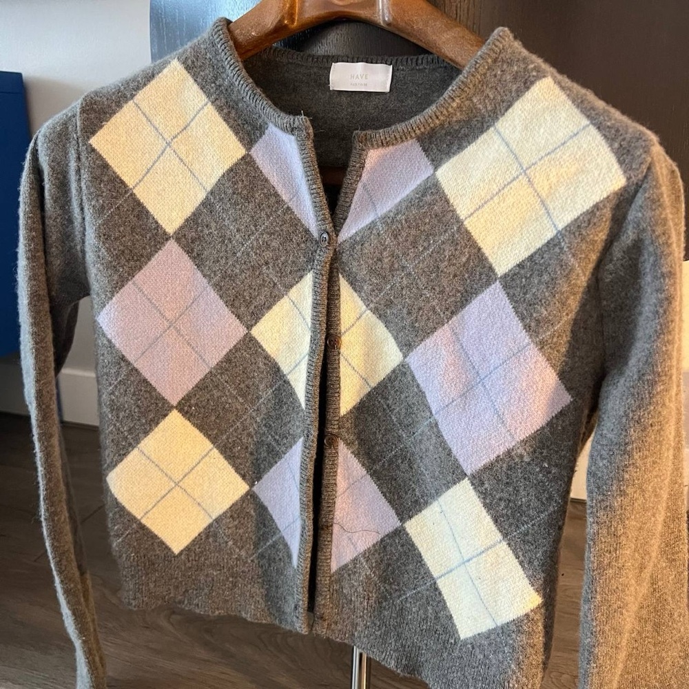 Have Argyle Knit Sweater in Gray and Cream - Picture 9 of 11